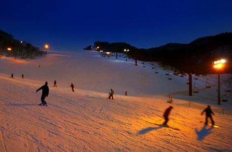 奥利根スノーパークで使えるクーポン一覧｜スキー・スノボの電子クーポン ダレモ【ゲレンデ】