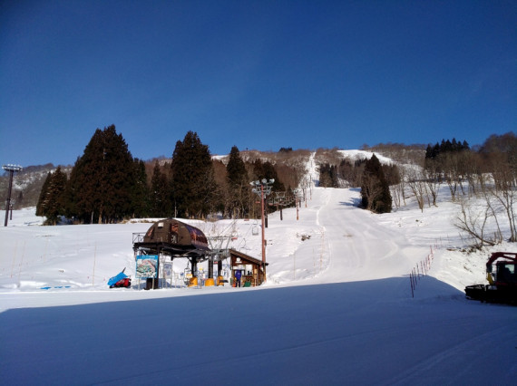 さかえ倶楽部スキー場で使えるクーポン一覧｜スキー・スノボの電子クーポン ダレモ【ゲレンデ】