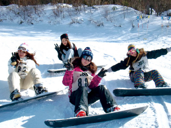 湯の丸スキー場で使えるクーポン一覧｜スキー・スノボの電子クーポン ダレモ【ゲレンデ】