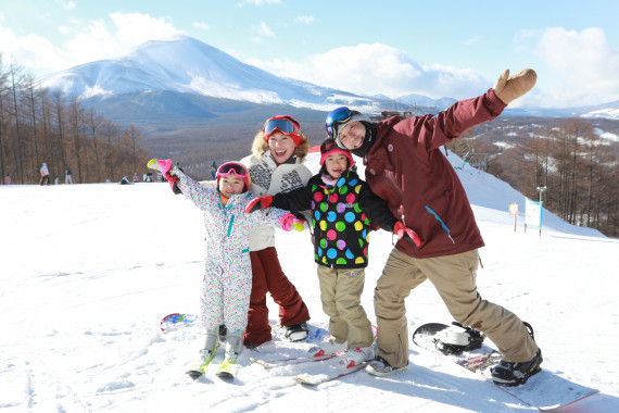軽井沢スノーパークで使えるクーポン一覧｜スキー・スノボの電子クーポン ダレモ【ゲレンデ】