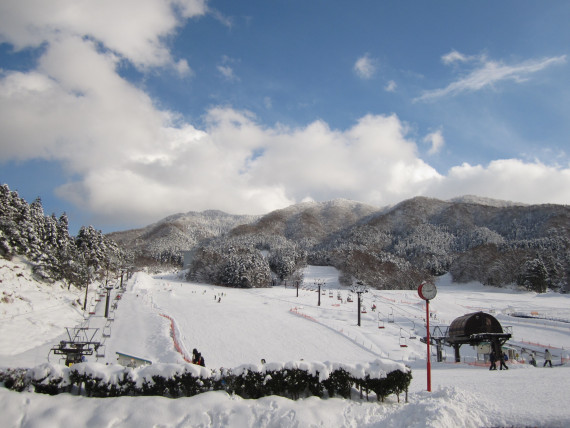 琴引フォレストパークで使えるクーポン一覧｜スキー・スノボの電子クーポン ダレモ【ゲレンデ】