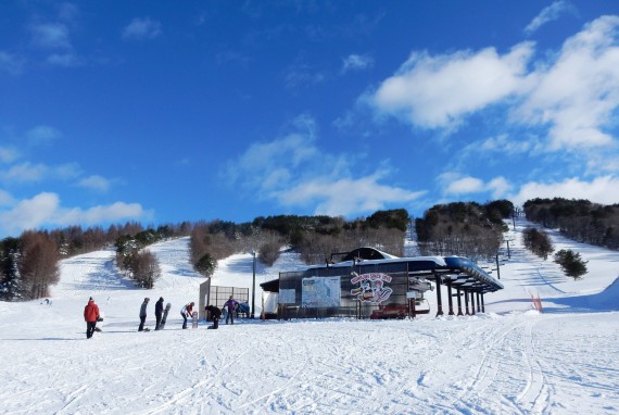 沼尻スキー場で使えるクーポン一覧｜スキー・スノボの電子クーポン ダレモ【ゲレンデ】