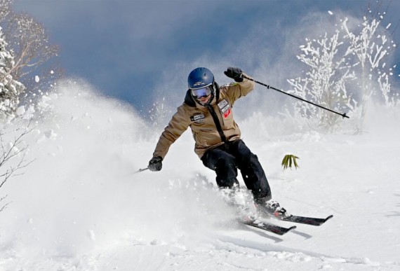 志賀高原 横手山・渋峠スキー場で使えるクーポン一覧｜スキー・スノボの電子クーポン ダレモ【ゲレンデ】