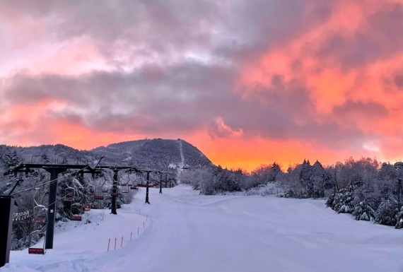 志賀高原 横手山・渋峠スキー場で使えるクーポン一覧｜スキー・スノボの電子クーポン ダレモ【ゲレンデ】