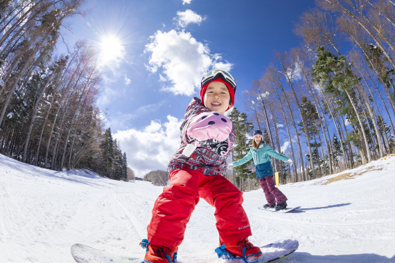 ふじてんスノーリゾートで使えるクーポン一覧｜スキー・スノボの電子クーポン ダレモ【ゲレンデ】