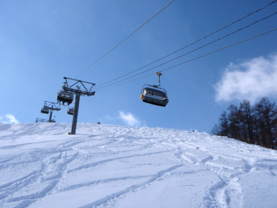 スノーウェーブパーク白鳥高原で使えるクーポン一覧｜スキー・スノボの電子クーポン ダレモ【ゲレンデ】