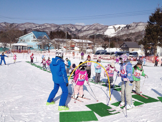 ひるがの高原スキー場で使えるクーポン一覧｜スキー・スノボの電子クーポン ダレモ【ゲレンデ】