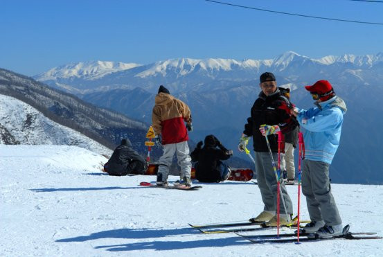 ひだ流葉スキー場で使えるクーポン一覧｜スキー・スノボの電子クーポン ダレモ【ゲレンデ】