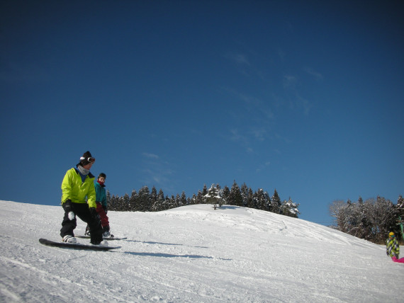 ばんしゅうとくらスキー場で使えるクーポン一覧｜スキー・スノボの電子クーポン ダレモ【ゲレンデ】