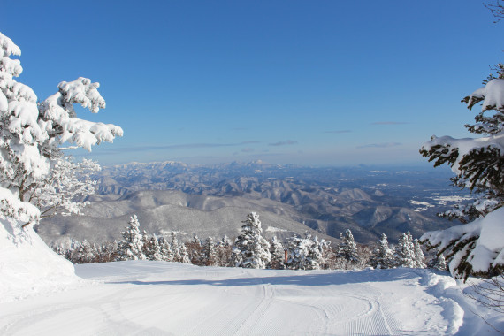 みやぎ蔵王えぼしリゾートで使えるクーポン一覧｜スキー・スノボの電子クーポン ダレモ【ゲレンデ】