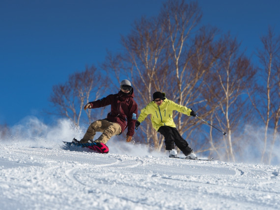 万座温泉スキー場で使えるクーポン一覧｜スキー・スノボの電子クーポン ダレモ【ゲレンデ】