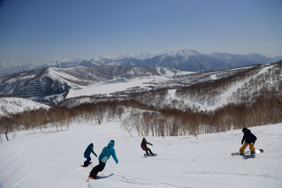 かぐらスキー場で使えるクーポン一覧｜スキー・スノボの電子クーポン ダレモ【ゲレンデ】
