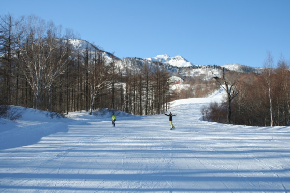 オグナほたかスキー場で使えるクーポン一覧｜スキー・スノボの電子クーポン ダレモ【ゲレンデ】