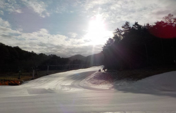 治部坂高原で使えるクーポン一覧｜スキー・スノボの電子クーポン ダレモ【ゲレンデ】