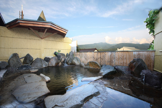 戸狩温泉で使えるクーポン一覧｜スキー・スノボの電子クーポン ダレモ【ゲレンデ】