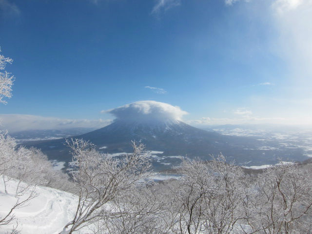 2013/12/22（日）　北海道ニセコグランヒラフの速報