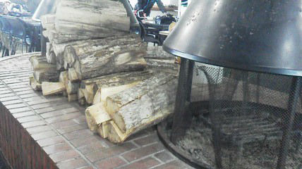 薪のストーブ